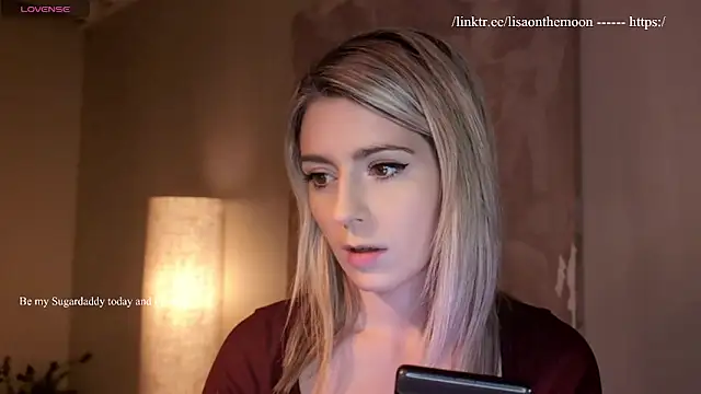 Lisaonthemoon online show from March 2026 08:26:01 PM