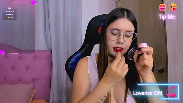 Snapshot of ParisShayk chatting on July 2026 05:55:01 PM ParisShayk online show from July 2026 05:55:01 PM