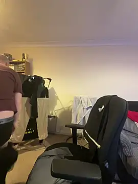 Snapshot of LondonTeffy chatting on December 2024 10:26:02 PM LondonTeffy online show from December 2024 10:26:02 PM