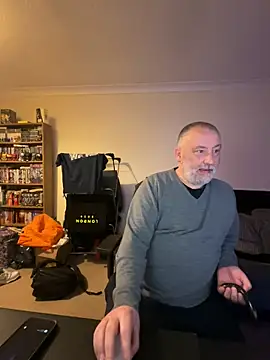 Snapshot of LondonTeffy chatting on March 2025 10:17:02 PM LondonTeffy online show from March 2025 10:17:02 PM