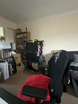 Snapshot of LondonTeffy chatting on September 2025 10:15:02 AM LondonTeffy online show from September 2025 10:15:02 AM