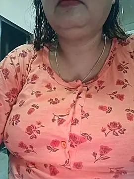 Snapshot of Dianaa9 chatting on June 2026 06:50:01 AM Dianaa9 online show from June 2026 06:50:01 AM