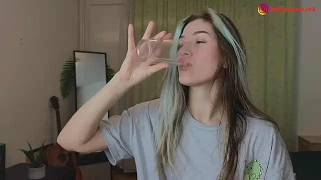 monikavenom online show from February 2025 05:26:02 PM