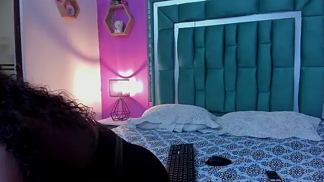 LORENSCOLLINS online show from March 2026 12:45:02 PM