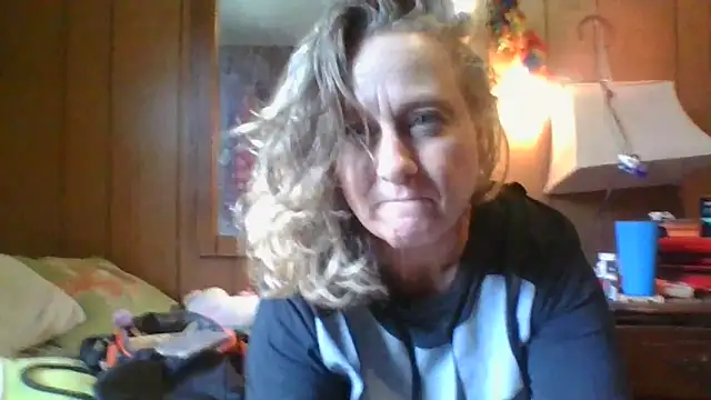 stormynight1 online show from June 2026 06:11:02 PM