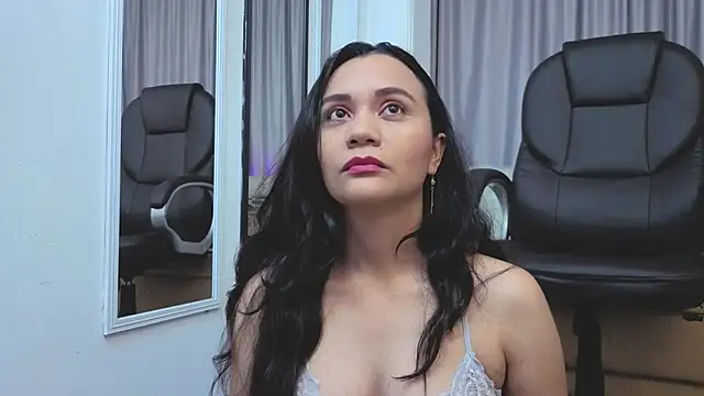 mariiana murillo01 online show from June 2026 03:42:02 AM