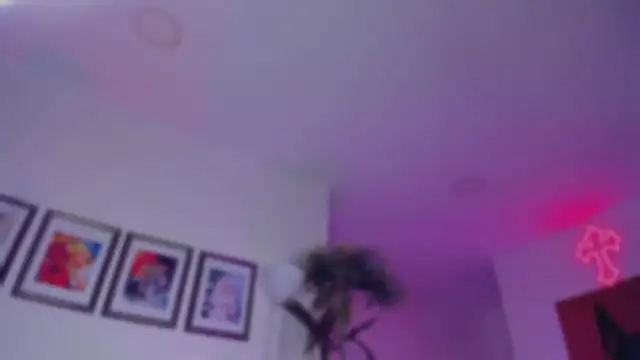 Taylor  foxxx online show from October 2025 06:10:02 AM