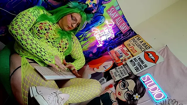 Snapshot of Blakelytgirl chatting on May 2026 10:12:02 AM Blakelytgirl online show from May 2026 10:12:02 AM