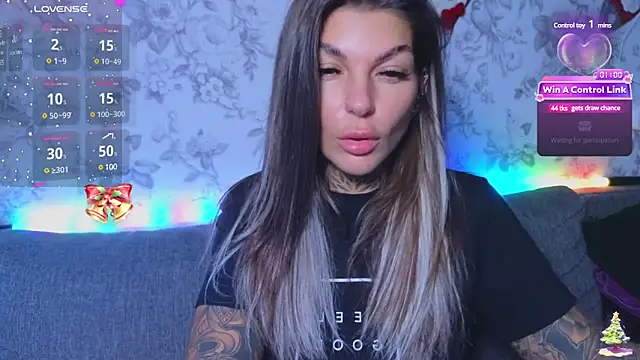 Snapshot of tattooedBabyy chatting on December 2024 06:56:02 AM tattooedBabyy online show from December 2024 06:56:02 AM