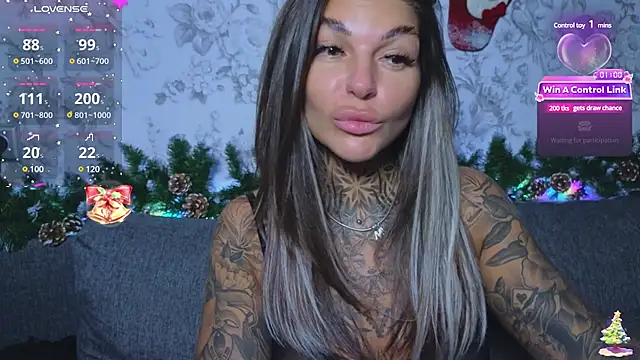 Snapshot of tattooedBabyy chatting on December 2024 11:36:01 AM tattooedBabyy online show from December 2024 11:36:01 AM