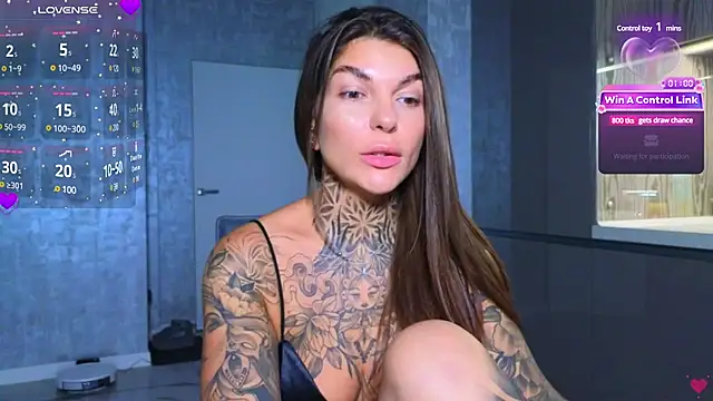 Snapshot of tattooedBabyy chatting on January 2025 11:35:01 AM tattooedBabyy online show from January 2025 11:35:01 AM
