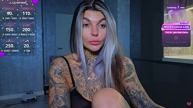 Snapshot of tattooedBabyy chatting on January 2025 04:30:01 PM tattooedBabyy online show from January 2025 04:30:01 PM
