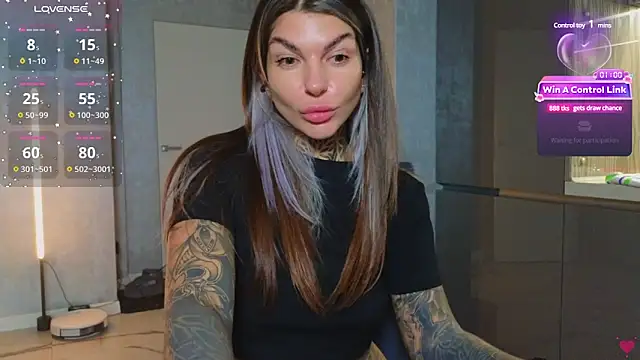 Snapshot of tattooedBabyy chatting on February 2025 09:22:02 AM tattooedBabyy online show from February 2025 09:22:02 AM