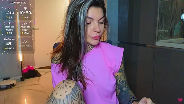 Snapshot of tattooedBabyy chatting on March 2025 11:16:01 AM tattooedBabyy online show from March 2025 11:16:01 AM