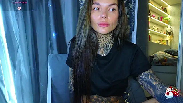tattooedBabyy online show from February 2026 11:05:02 AM