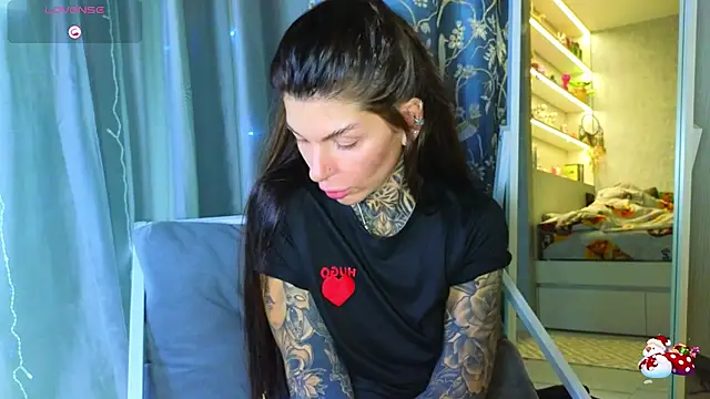 tattooedBabyy online show from February 2026 11:00:01 AM