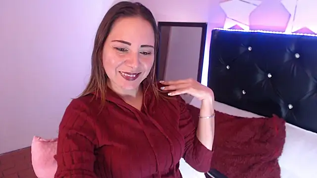 camila delarosa online show from October 2025 06:32:01 PM