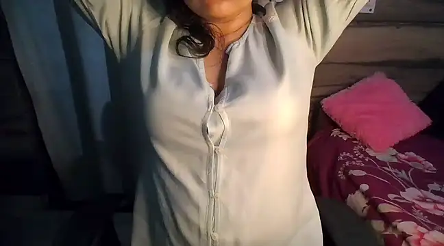 Trezza online show from March 2025 02:24:02 AM