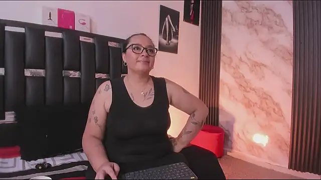 katherina diaz online show from March 2026 07:26:01 PM