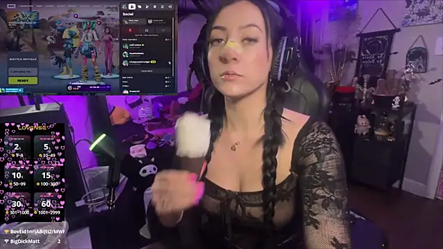 Snapshot of marleymaxwell chatting on May 2026 05:56:01 AM marleymaxwell online show from May 2026 05:56:01 AM