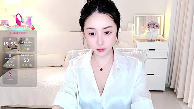 Snapshot of Eileen-886 chatting on June 2026 11:07:02 PM Eileen-886 online show from June 2026 11:07:02 PM
