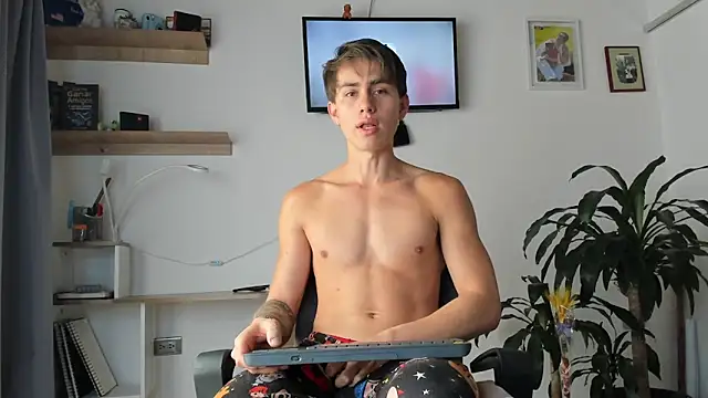 manucute 23  online show from February 2026 02:13:02 PM