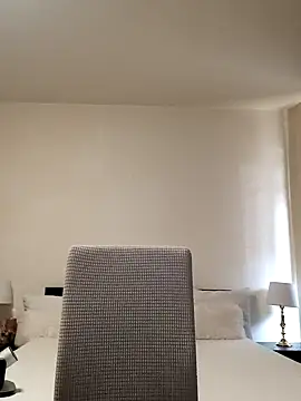 GiseleReine online show from February 2025 08:58:02 AM