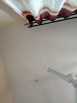 hotgal1112 online show from February 2026 06:32:01 AM