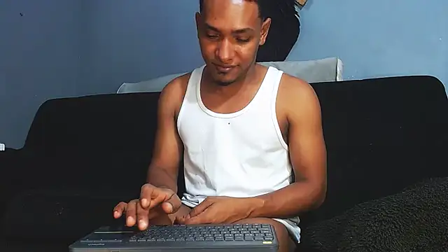 Grandeygruesa1 online show from April 2026 04:26:01 AM