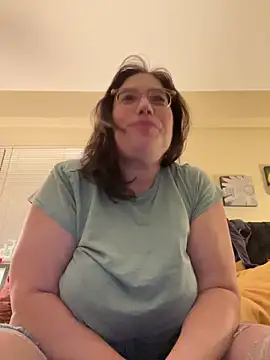 Bosschica online show from December 2024 05:17:02 AM