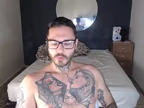 clark r online show from November 2025 04:51:02 PM