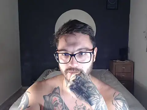 clark r online show from November 2025 12:27:01 AM