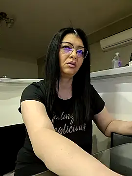 Milf Abigail online show from January 2025 11:26:01 PM