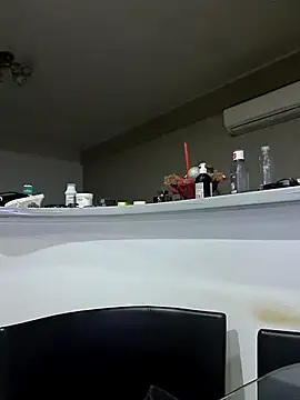 Snapshot of Milf_Abigail chatting on October 2025 03:29:02 AM Milf Abigail online show from October 2025 03:29:02 AM