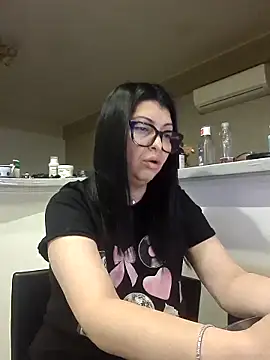 Snapshot of Milf_Abigail chatting on November 2025 01:16:01 AM Milf Abigail online show from November 2025 01:16:01 AM