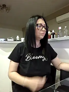 Snapshot of Milf_Abigail chatting on November 2025 02:42:02 AM Milf Abigail online show from November 2025 02:42:02 AM