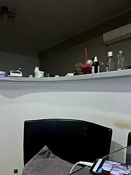 Snapshot of Milf_Abigail chatting on November 2025 01:59:02 AM Milf Abigail online show from November 2025 01:59:02 AM