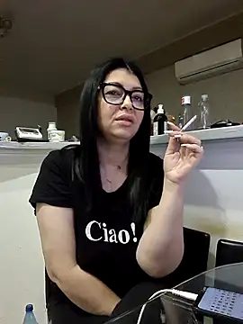 Snapshot of Milf_Abigail chatting on December 2025 01:35:02 AM Milf Abigail online show from December 2025 01:35:02 AM