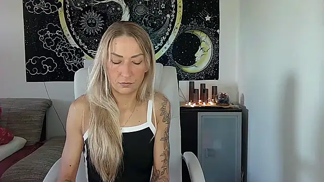 SexxyLiviaa online show from September 2025 05:55:02 AM