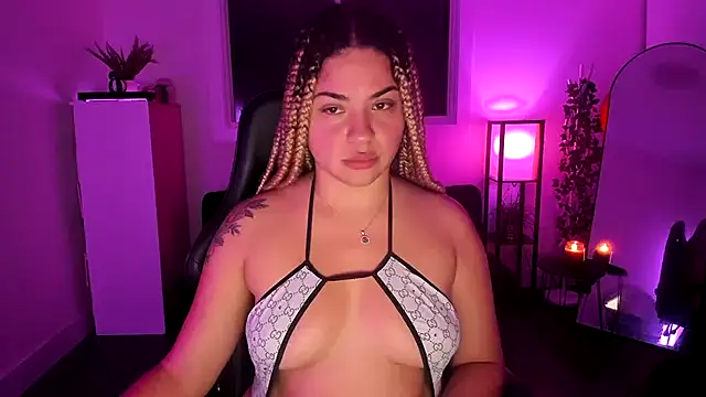 MelSaunders online show from November 2025 03:18:02 AM