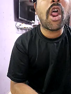 GlassBarge9 online show from January 2025 04:47:01 PM