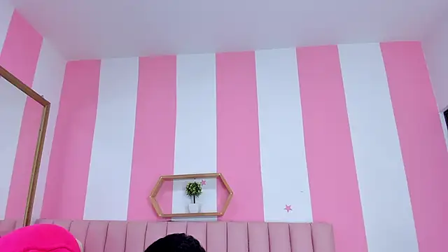 ISABELLA 020 online show from February 2026 12:26:01 PM