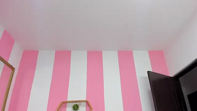 ISABELLA 020 online show from February 2026 11:58:02 AM