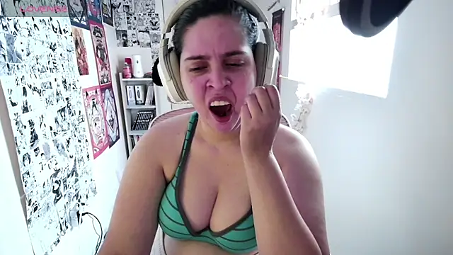 Vallolet Spencer online show from September 2025 08:47:02 PM