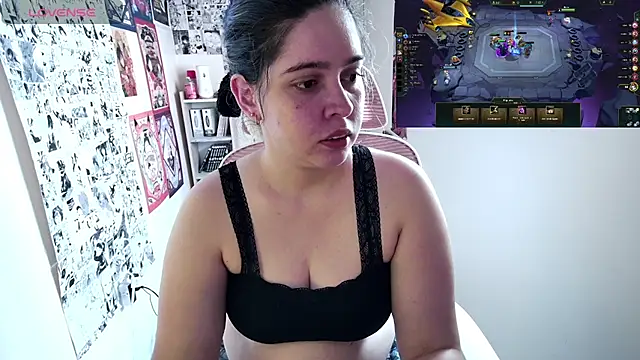 Vallolet Spencer online show from October 2025 08:15:02 PM