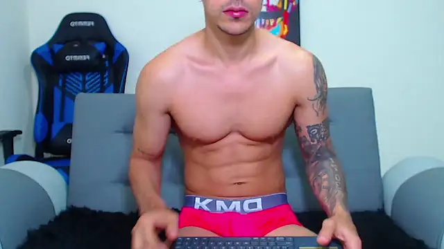 Tristan-bm online show from January 2025 02:25:01 PM
