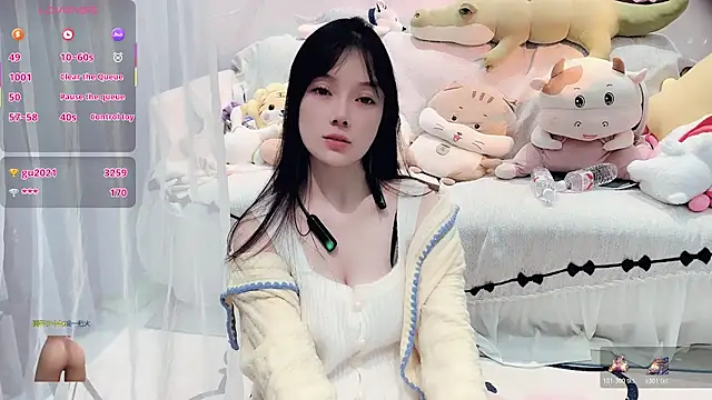 Snapshot of AKiKi711 chatting on December 2025 04:57:02 PM AKiKi711 online show from December 2025 04:57:02 PM