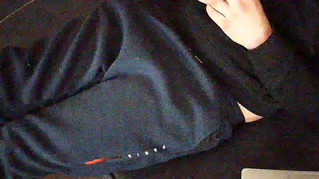 Snapshot of kiksnap-meistro5 chatting on February 2026 03:38:02 PM kiksnap-meistro5 online show from February 2026 03:38:02 PM