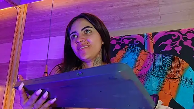 Cori Paige online show from February 2026 04:06:01 AM