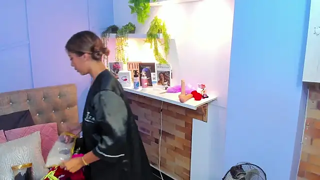 Georgina-coule online show from January 2025 06:15:01 PM